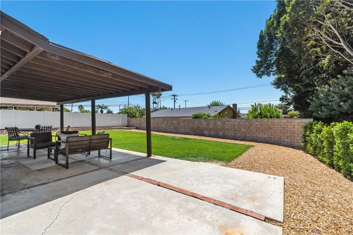 872 S Havenwood Circle, Orange, California 92869