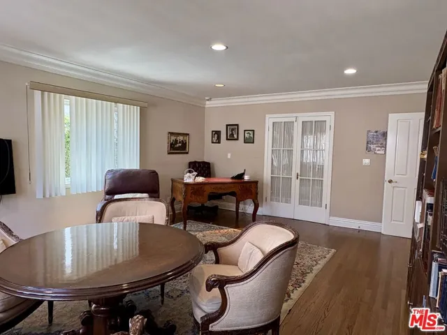 family room 2