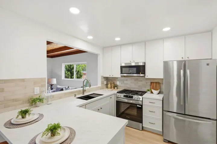 13736 Woodgate Pl, Poway, California 92064