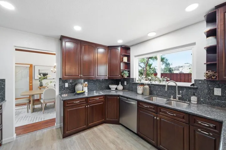 2008 Hill Meadow Place, Danville, California 94526