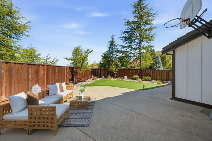 2008 Hill Meadow Place, Danville, California 94526