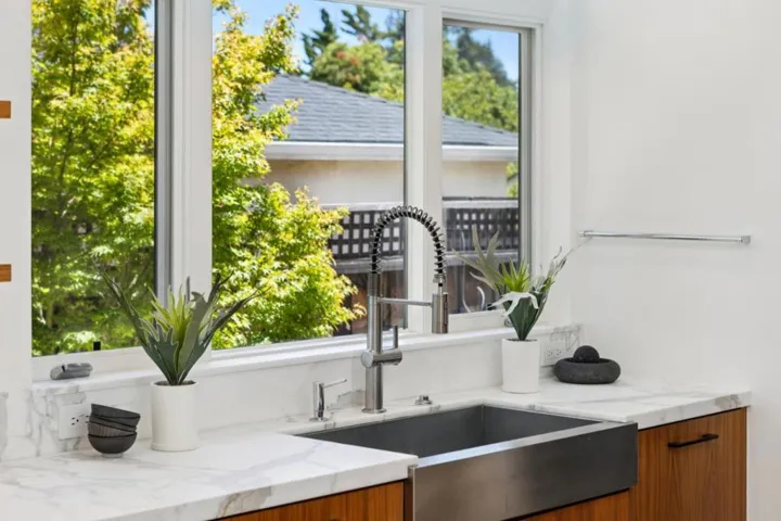 681 Springer Terrace, Los Altos, California 94024