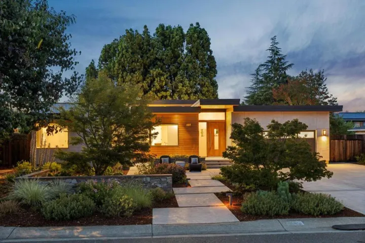 681 Springer Terrace, Los Altos, California 94024