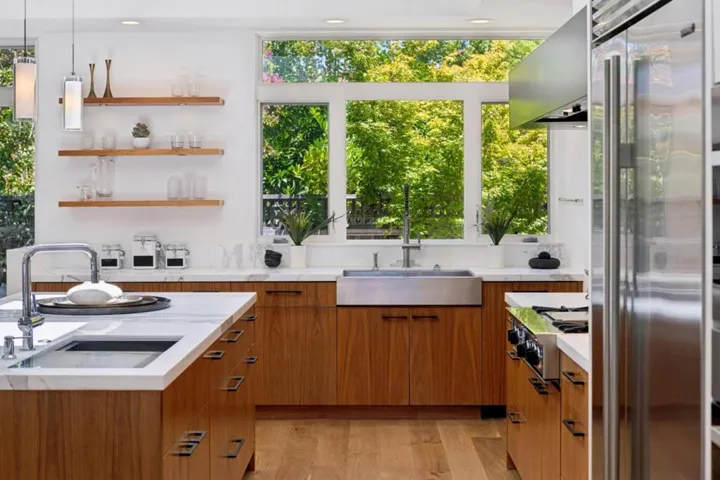 681 Springer Terrace, Los Altos, California 94024