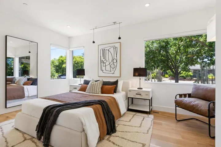 681 Springer Terrace, Los Altos, California 94024