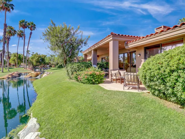 39-38390 Plumosa Cir-39