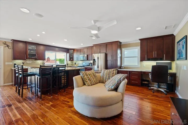 12578 Lomica Dr, San Diego, California 92128