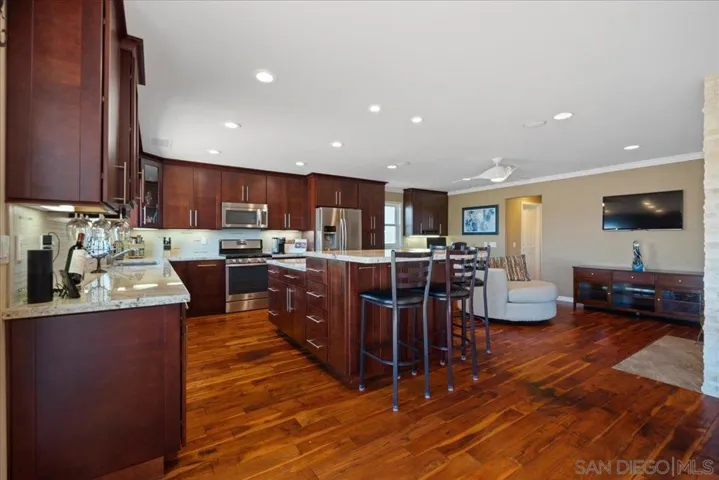 12578 Lomica Dr, San Diego, California 92128