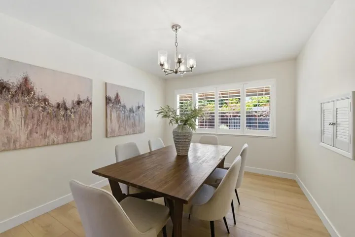 19990 Blythe Court, Saratoga, California 95070