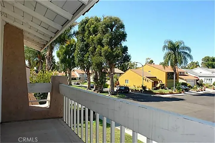View of the neighborhood