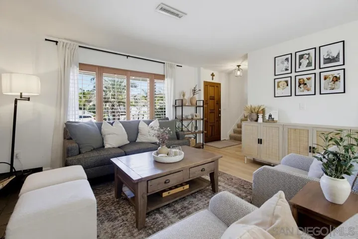 5520 Aztec Dr, La Mesa, California 91942
