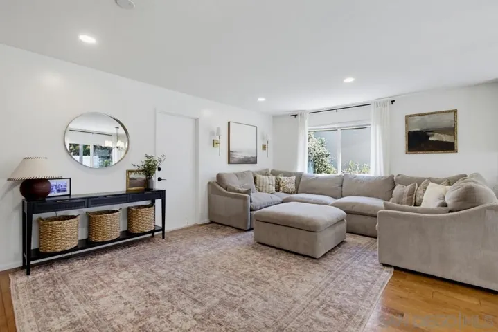 5520 Aztec Dr, La Mesa, California 91942