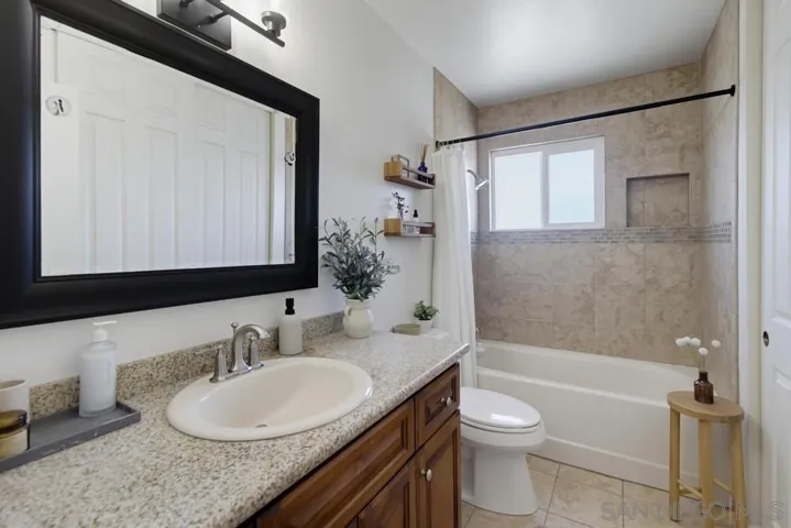 5520 Aztec Dr, La Mesa, California 91942