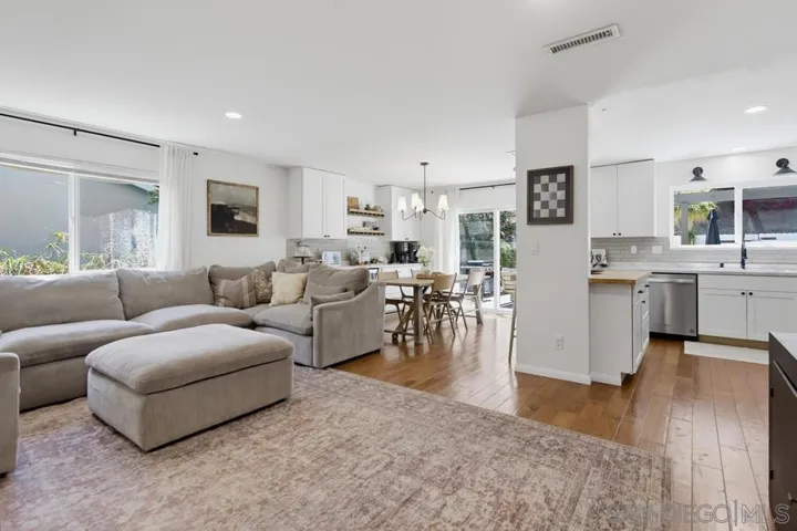5520 Aztec Dr, La Mesa, California 91942