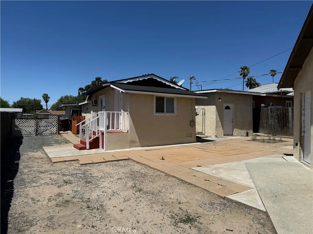 162 N 3rd, Banning, California 92220 — photo 4