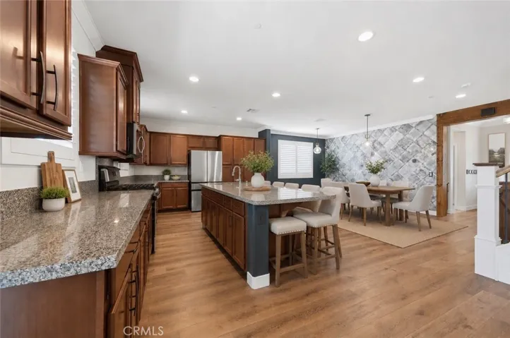 KITCHEN (v-stage)