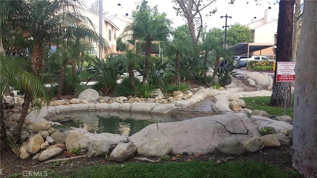 HOA landscaping