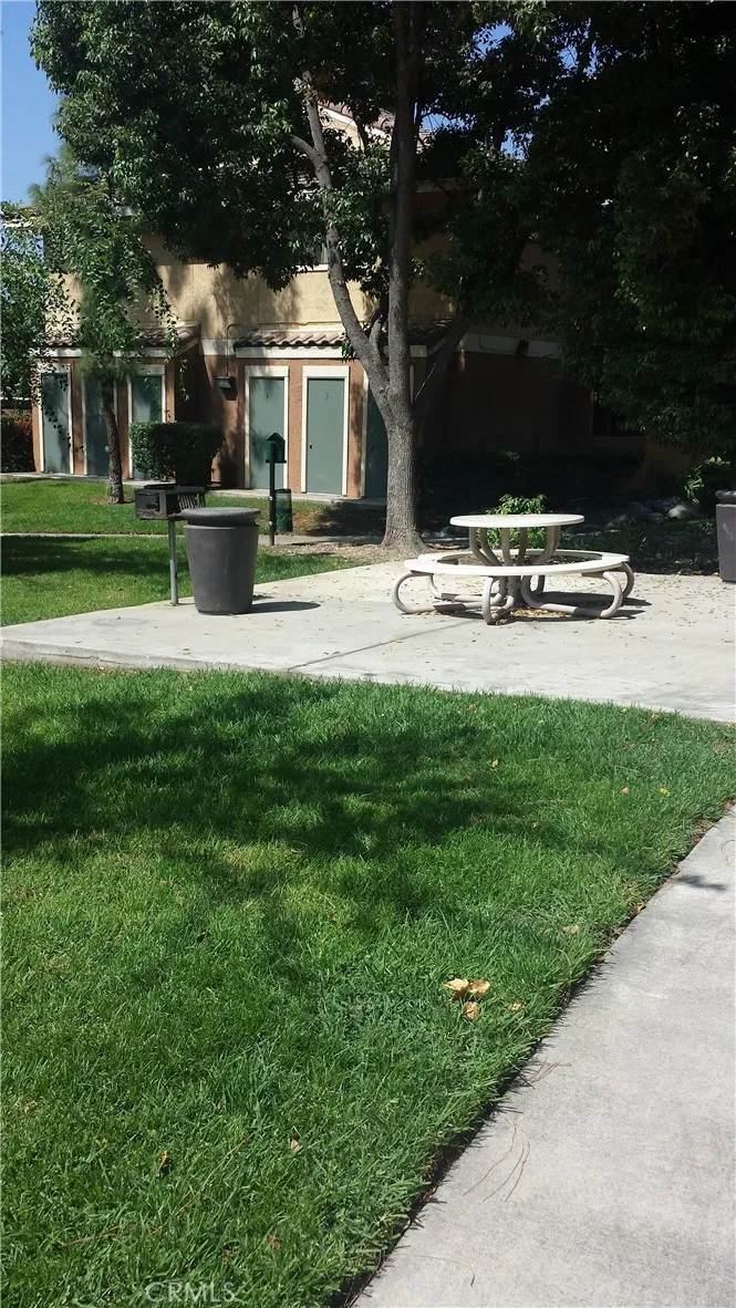 HOA picnic area