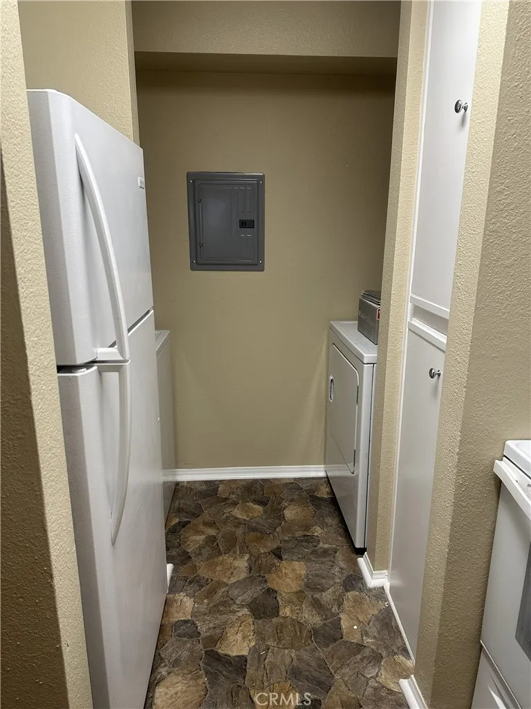 kitchen to laundry area