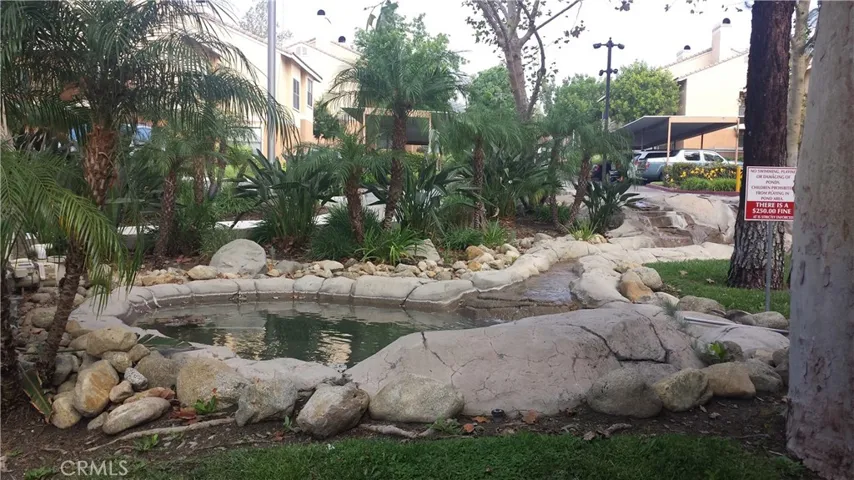 HOA landscaping