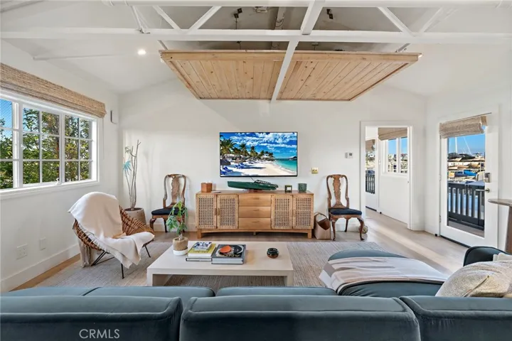 2808 Lafayette, Newport Beach, California 92663