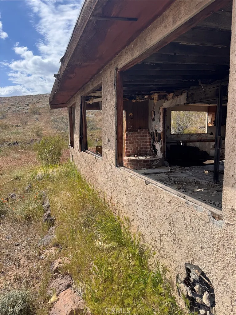 4334 Yucca Mesa Road, Yucca Valley, California 92284 — photo 5