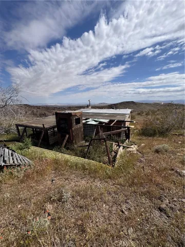 4334 Yucca Mesa Road, Yucca Valley, California 92284