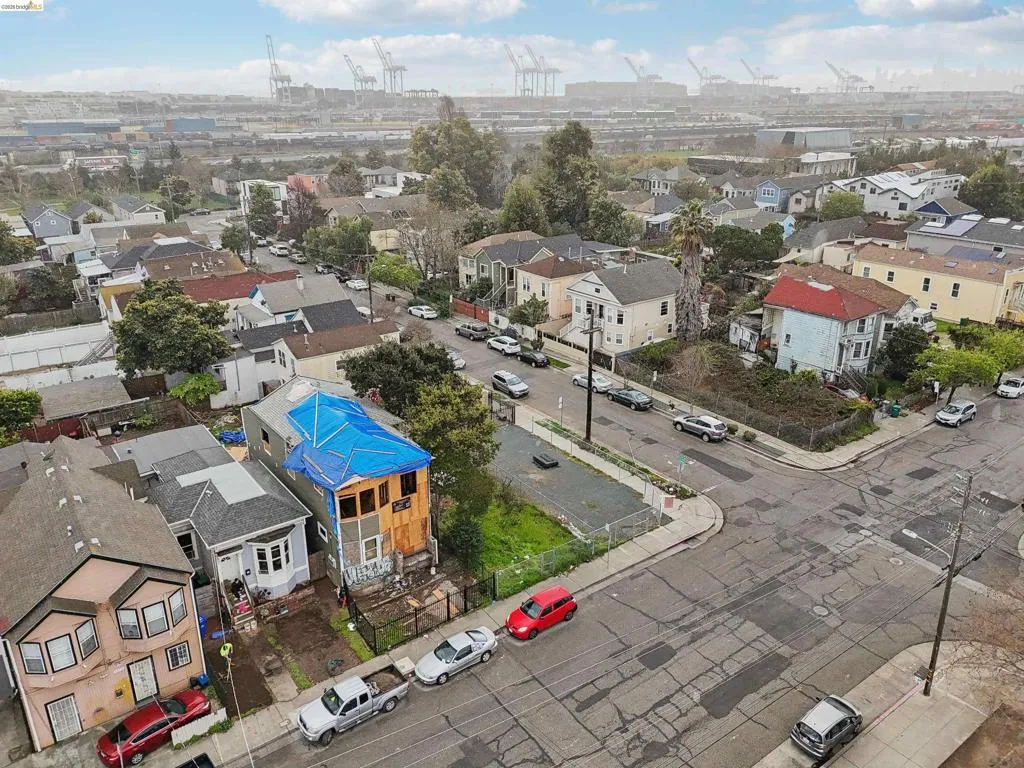 1495 5th St