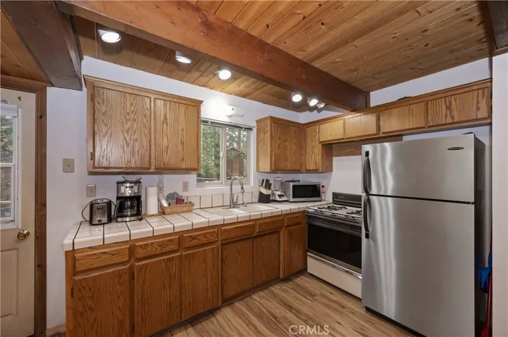 718 Silver Tip, Big Bear Lake, California 92315