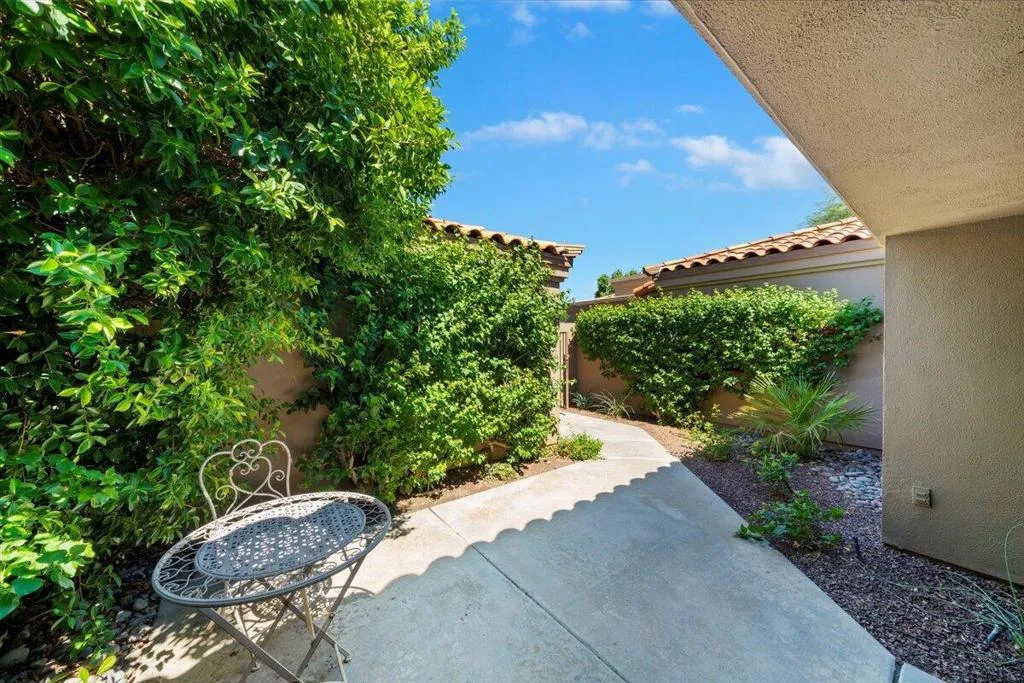 05-Front Patio