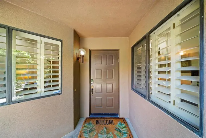 06-Front Entrance