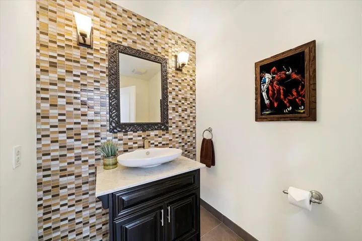 14-Powder Room
