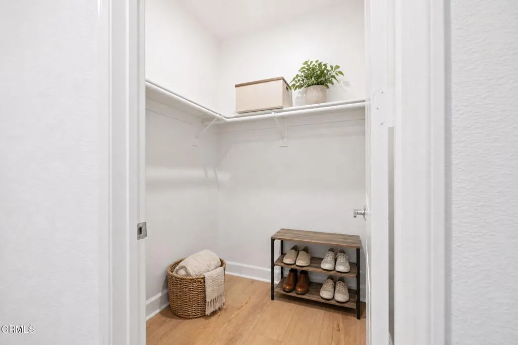 21-web-or-mls-213-helconia-05