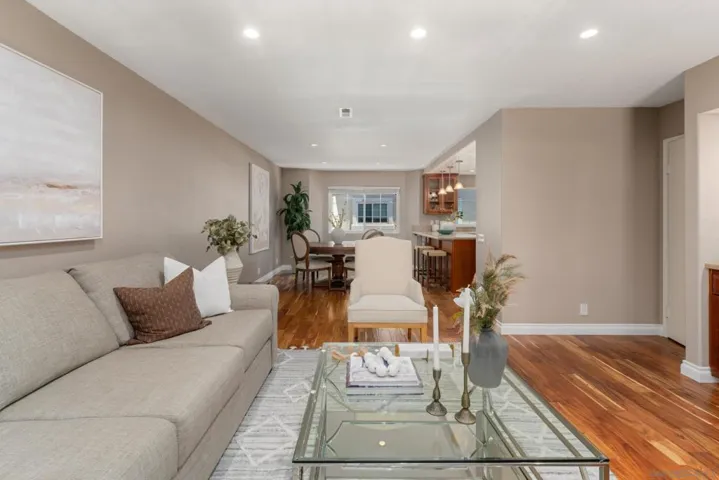 4007 Porte De Palmas 67, San Diego, California 92122