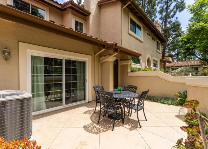 4007 Porte De Palmas 67, San Diego, California 92122