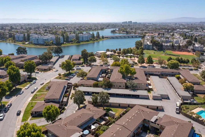 1536 Day Avenue F, San Mateo, California 94403