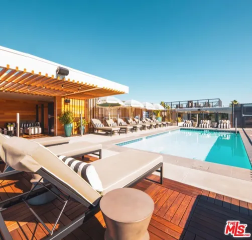 1250 N Fairfax Avenue 311, West Hollywood, California 90046