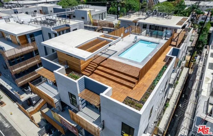 1250 N Fairfax Avenue 505, West Hollywood, California 90046