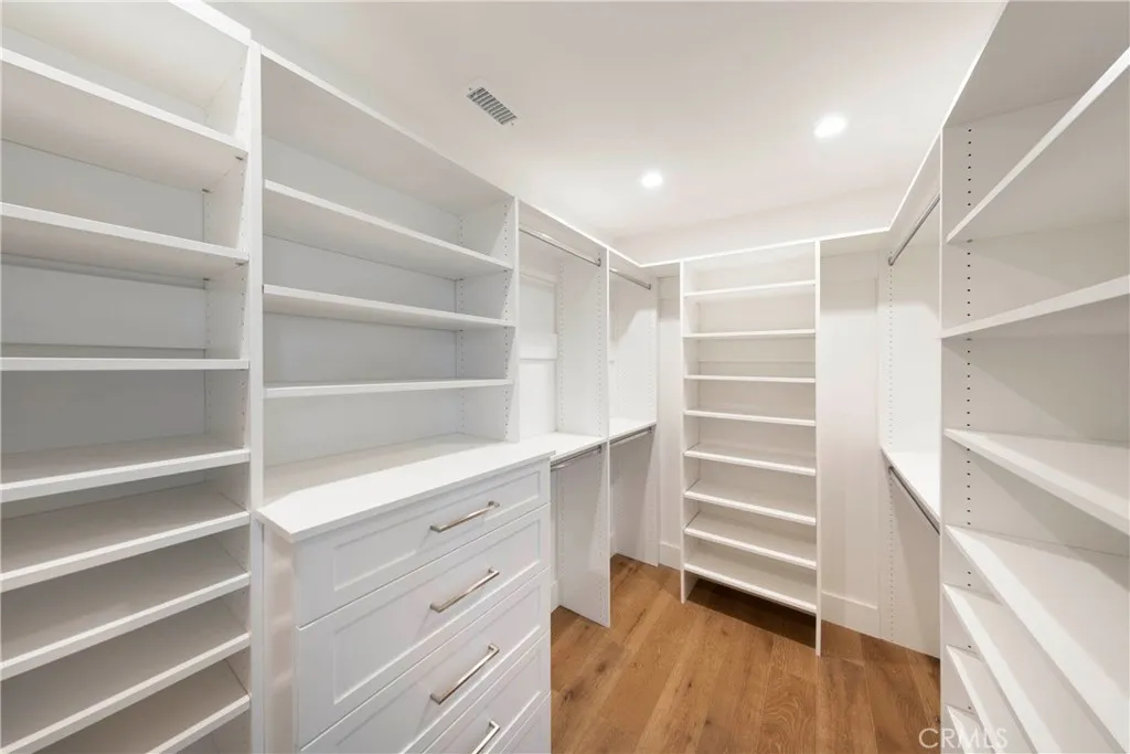 primary walk in closet