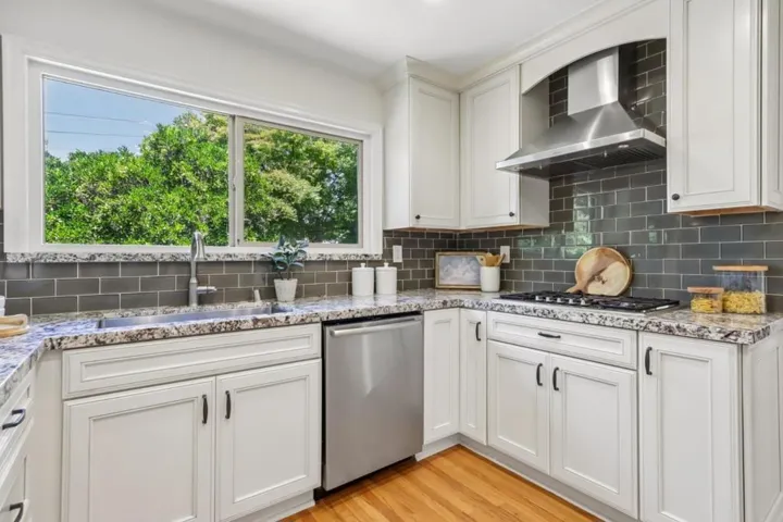 1379 Adobe Court, San Jose, California 95118