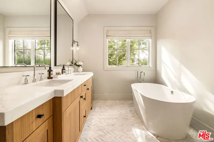 4210 Bellaire Avenue, Los Angeles, California 91604