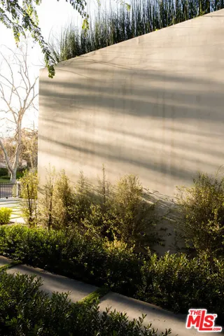 4210 Bellaire Avenue, Los Angeles, California 91604
