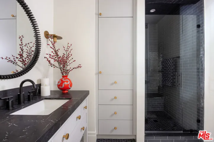 4210 Bellaire Avenue, Los Angeles, California 91604