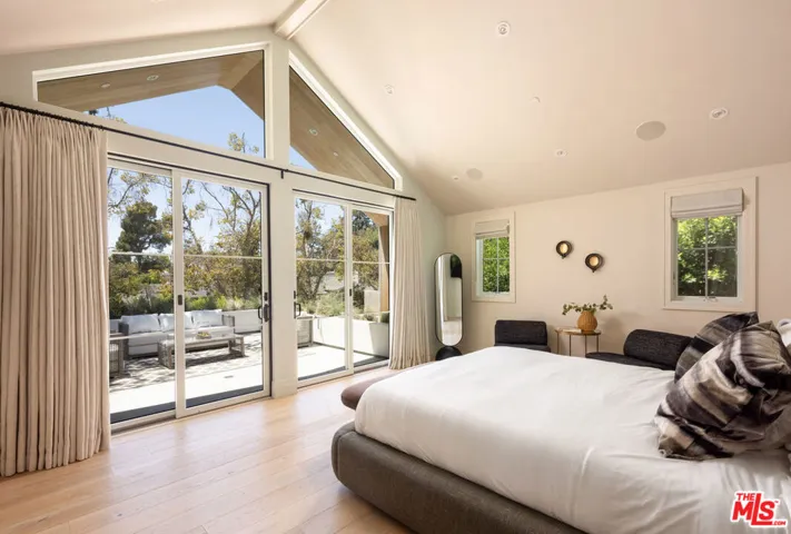 4210 Bellaire Avenue, Los Angeles, California 91604