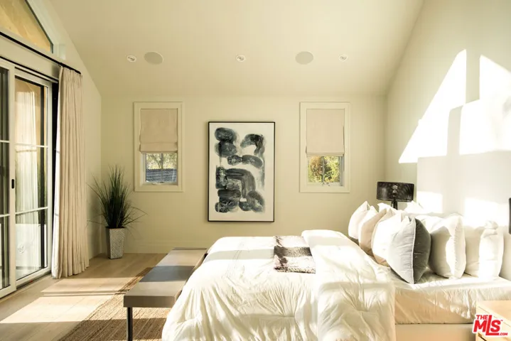 4210 Bellaire Avenue, Los Angeles, California 91604