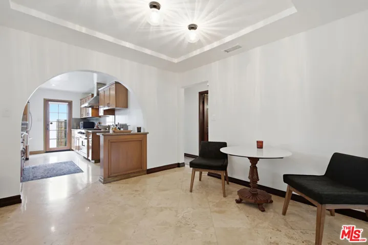 1555 S Crescent Heights Boulevard, Los Angeles, California 90035