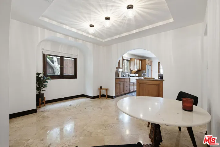 1555 S Crescent Heights Boulevard, Los Angeles, California 90035