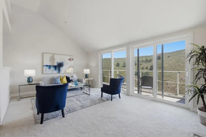 855 Mountain View Drive 4, Daly City, California 94014