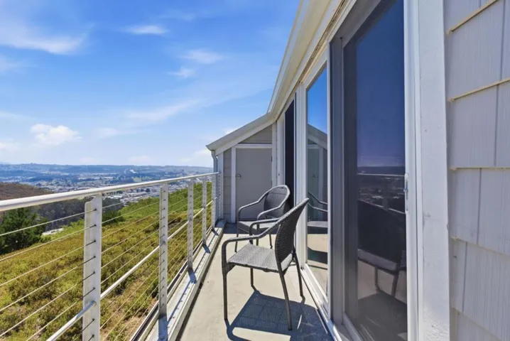 855 Mountain View Drive 4, Daly City, California 94014