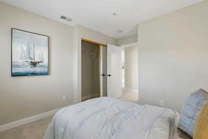 855 Mountain View Drive 4, Daly City, California 94014